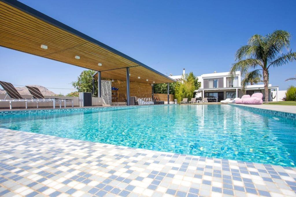 Rlm Prime Panoramic Villa